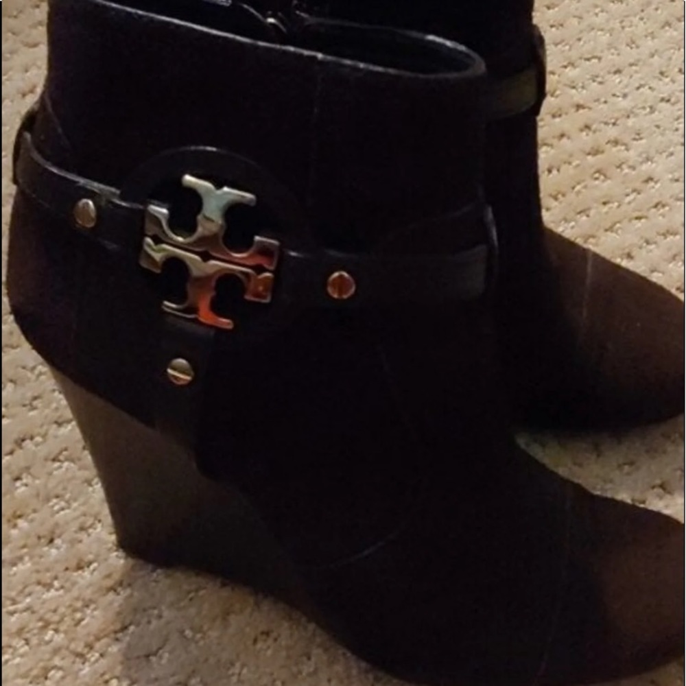Boots tory burch